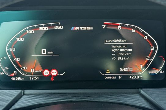 BMW Seria 1 M135i xDrive