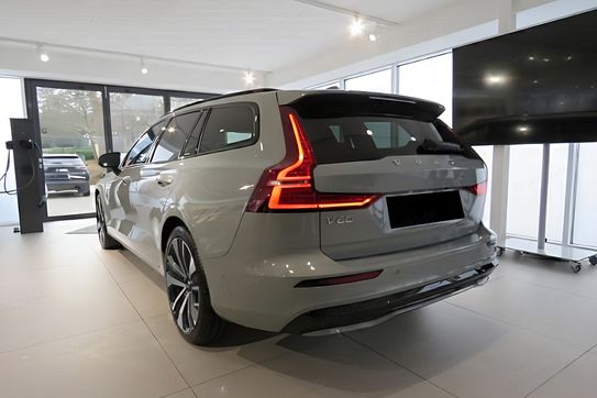 Volvo V60 B4 Plus Dark