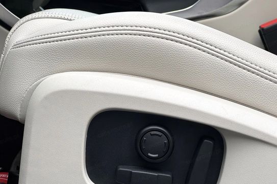 Jaguar F-Pace 2.0 D200  AWD R-Dynamic SE