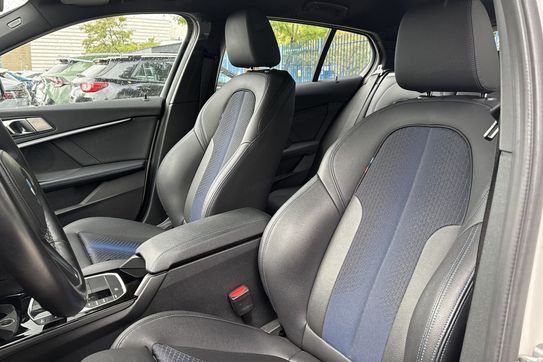 BMW Seria 1 118i M Sport