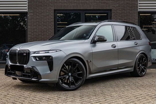 BMW X7 M60i xDrive