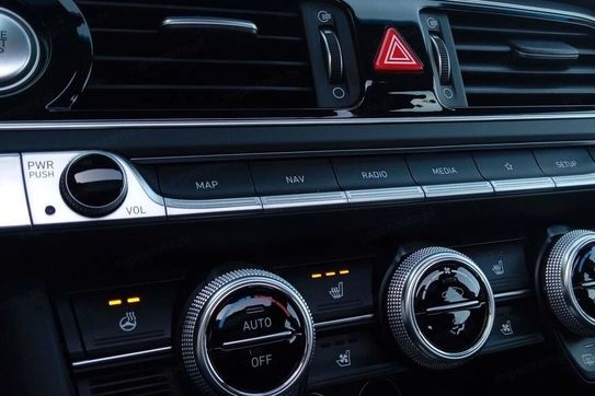 Genesis G70 Shooting Brake G70 2.0T Plus 8AT AWD