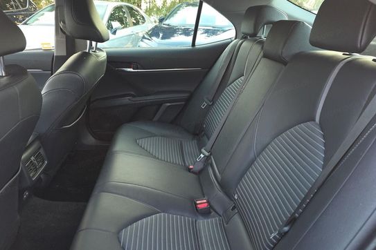 Toyota Camry 2.5 Hybrid Prestige