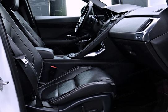 Jaguar E-Pace 2.0 i4P AWD R-Dynamic