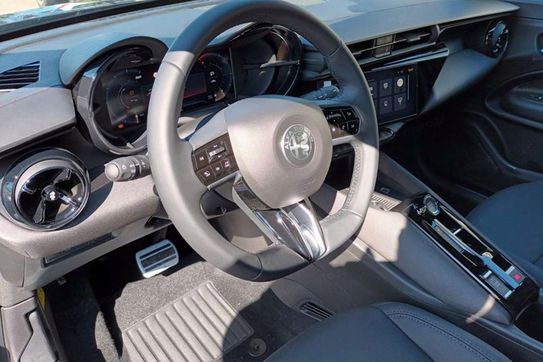 Alfa Romeo Junior Ibrida