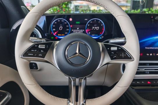 Mercedes GLB 200 4MATIC