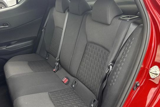 Toyota C-HR 2.0 Hybrid Style