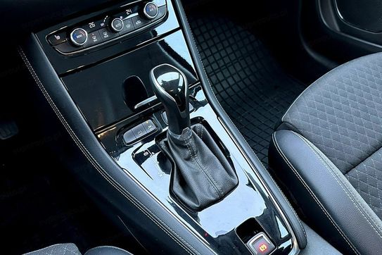 Opel Grandland X 1.6 T