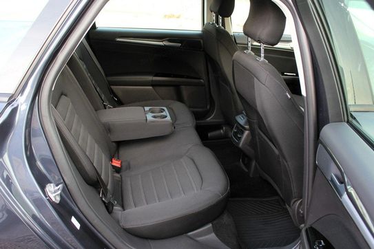 Ford Mondeo 2.0 Hybrid Trend