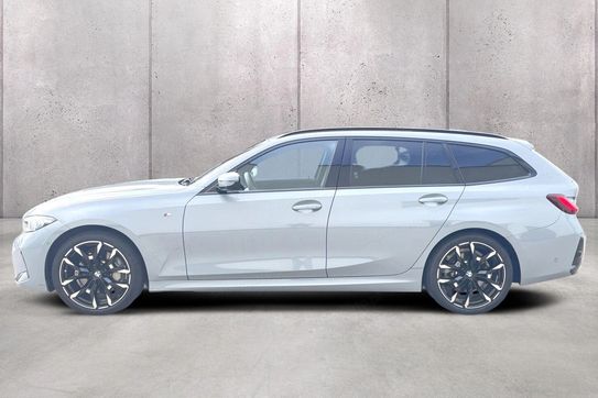 BMW Seria 3 Touring 330d xDrive M Sport