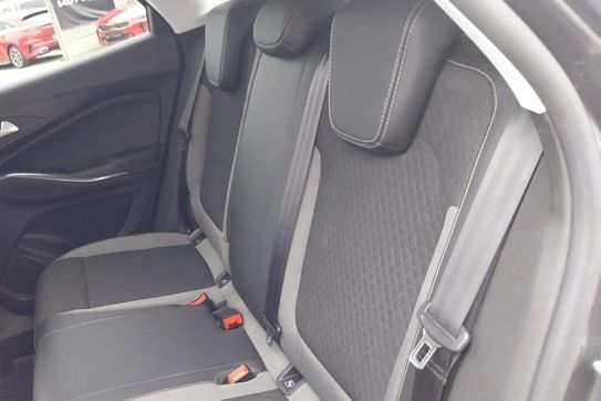 Opel Grandland X 1.2 T GPF Design Line S&S