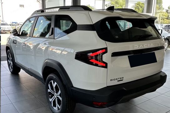 Dacia Bigster Expression 1.8 Full Hybrid
