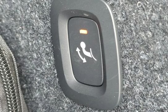 Volvo XC40 73kWh P6 Recharge Plus aut