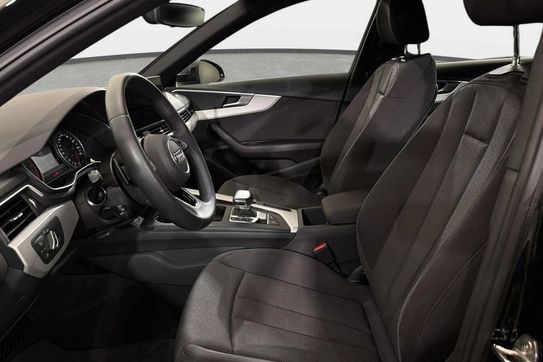 Audi A4 Avant 40 TFSI