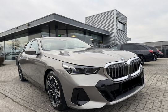 BMW Seria 5 520d xDrive M Sport