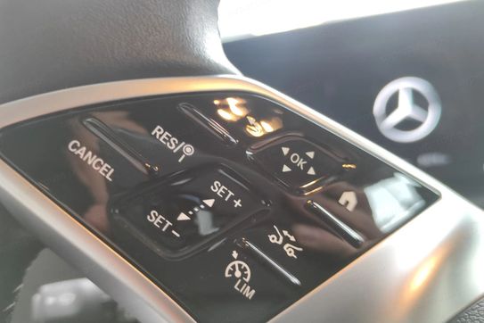 Mercedes GLA 200 Progressive 7G-DCT