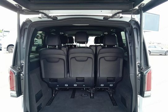 Mercedes V Klasa 300 d 4-Matic 9G-Tronic Avantgarde (długi)