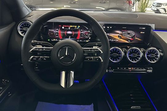 Mercedes GLA 220 4-Matic AMG Line