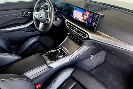 BMW Seria 3 Touring 318i M Sport