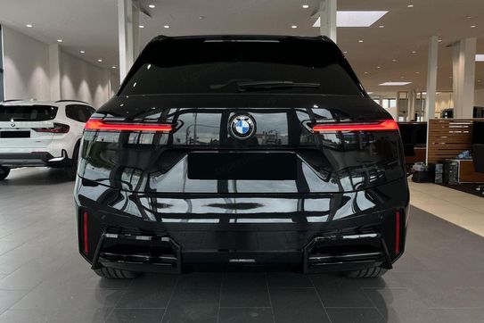 BMW iX xDrive45