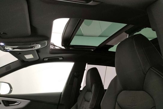 Audi Q8 SQ8 TFSI quattro