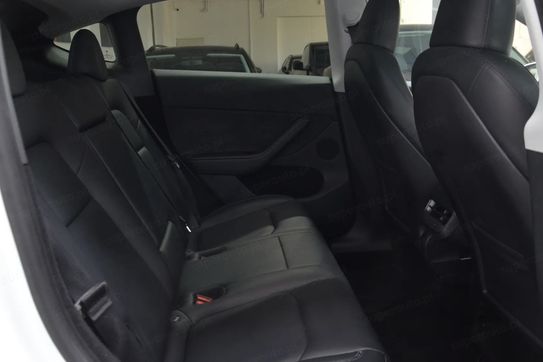 Tesla Model Y Y Long Range AWD