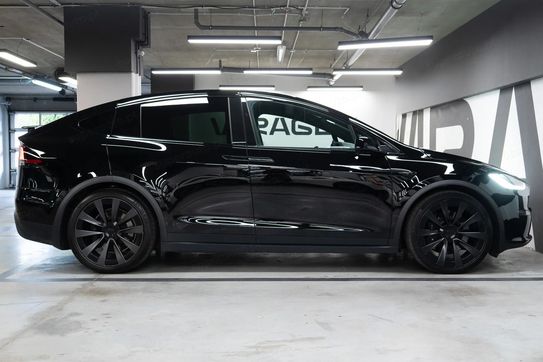 Tesla Model X X Plaid