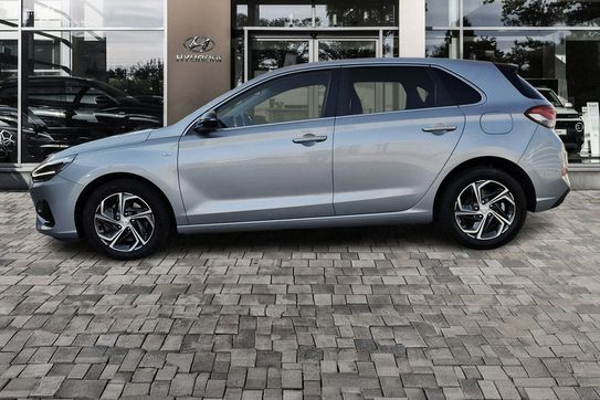 Hyundai i30 1.5 T-GDI Smart DCT