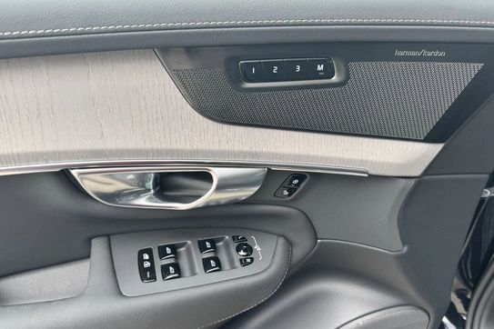 Volvo XC90 B5 B AWD Plus Dark 7os