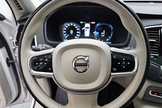 Volvo XC90 T8 AWD Plug-In Hybrid Inscription 7os aut