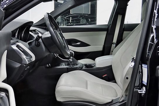 Jaguar E-Pace i4D FWD R-Dynamic S