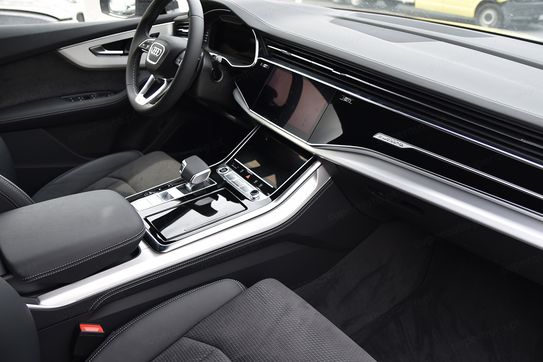 Audi Q7 55 TFSI e quattro S Line