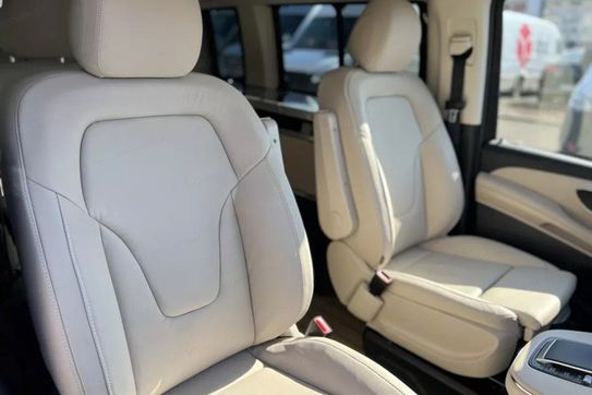 Mercedes V Klasa 300 d 4-Matic 9G-Tronic Marco Polo