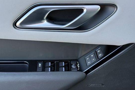 Land Rover Range Rover Velar P250 Dynamic SE