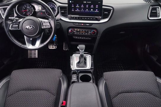 Kia Ceed 1.5 T-GDI L Business Line DCT