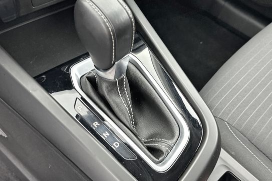 Renault Arkana Evolution 1.6 E-Tech Hybrid AT