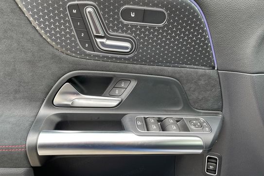 Mercedes GLA 200 AMG Line