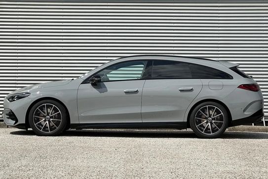 Mercedes CLA 200 Shooting Brake AMG Line