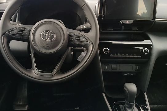 Toyota Yaris Cross Comfort 1.5 Hybrid Dynamic Force