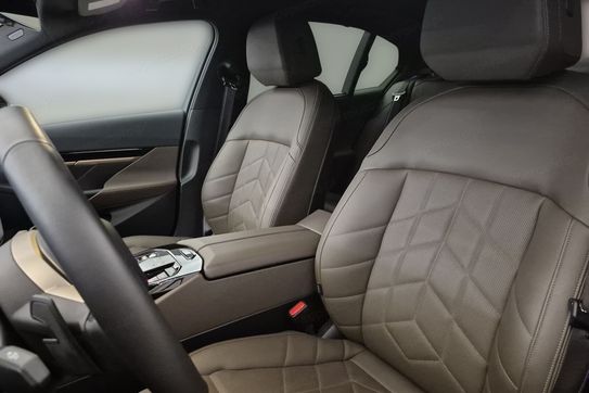 BMW Seria 5 540d xDrive mHEV M Sport aut