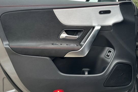 Mercedes CLA 200 AMG Line