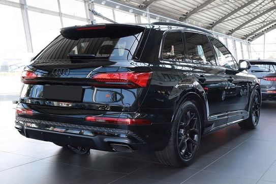 Audi Q7 55 TFSI e quattro S Line