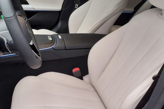 Mercedes Klasa E 200 4-Matic Avantgarde