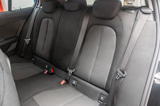 BMW Seria 1 118i Advantage aut