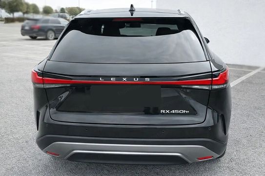 Lexus RX 450h+ Omotenashi 2.5 Hybrid Plug-in