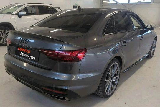 Audi A4 35 TFSI mHEV S Line S tronic