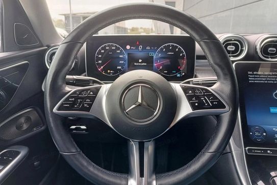 Mercedes Klasa C 300 4MATIC AVANTGARDE