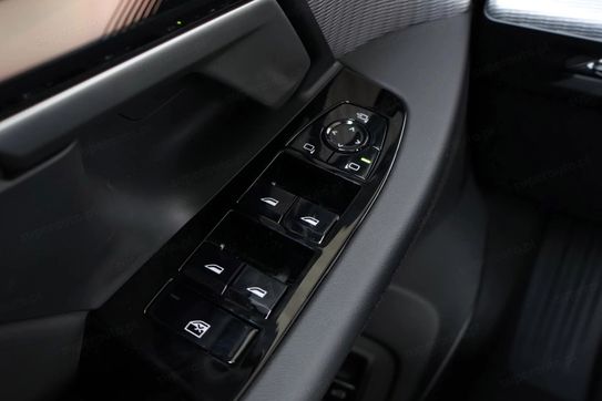 BMW Seria 5 550e xDrive M Sport