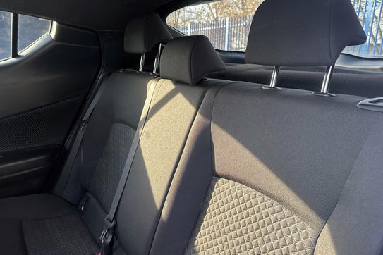 Toyota C-HR Style 1.8 Hybrid