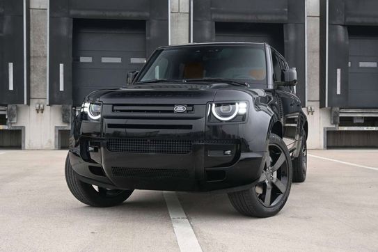 Land Rover Defender 110 3.0 D250 X-Dynamic HSE